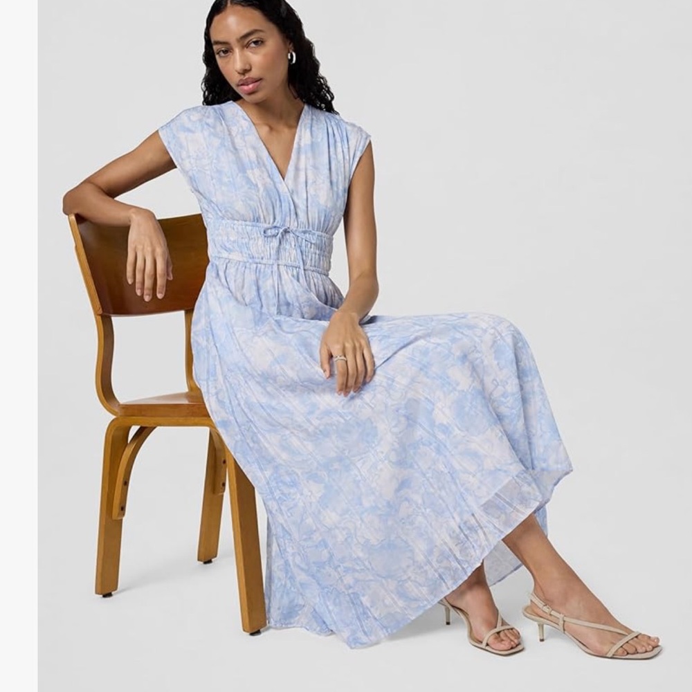 Club Monaco   
Tie Front Flutter Sleeve Midi Dress - Picture 2 of 8